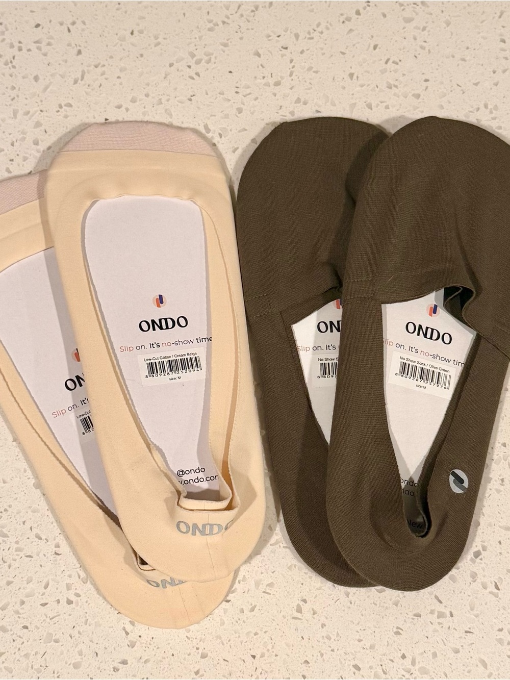NWT 4 Pair Ondo Socks - Organic Cotton No Show - Olive Green and Cream Beige